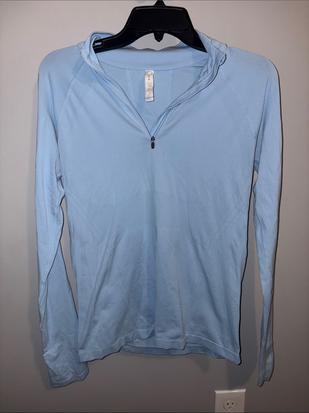 Athleta Light Blue Women’s Long-Sleeve Quarter-Zip